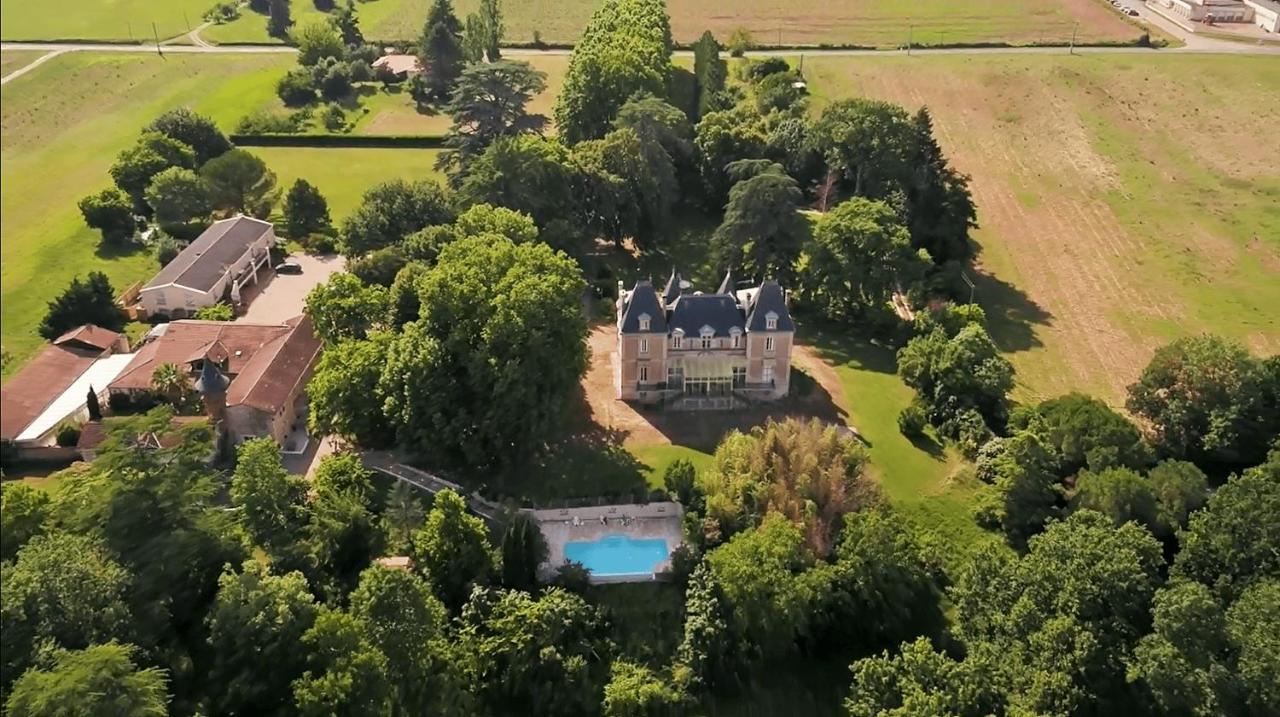 Chateau Marith - Etablissement Climatise Avec Piscine Hotel Clairac  ภายนอก รูปภาพ