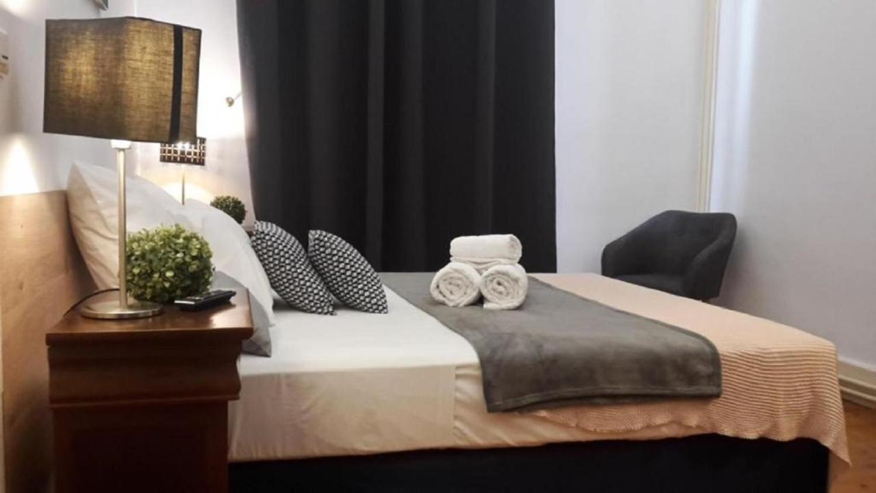 Chateau Marith - Etablissement Climatise Avec Piscine Hotel Clairac  ภายนอก รูปภาพ